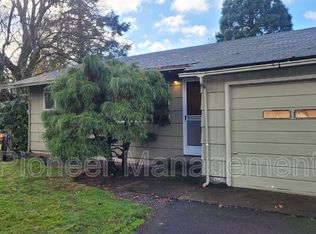 220 Sunnyside Dr, Eugene, OR 97404
