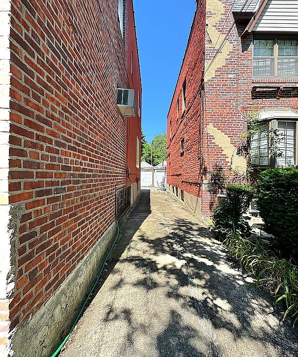 4716 59th Pl, Flushing, NY 11377 | Zillow