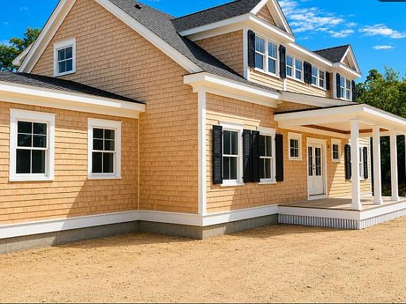 5th image of 7 Marthas Way