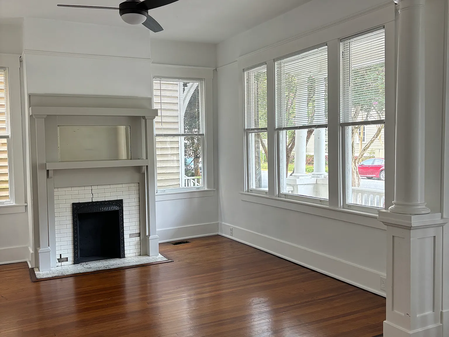 3 bed, 1400 sqft, $2,950 — Photo 2