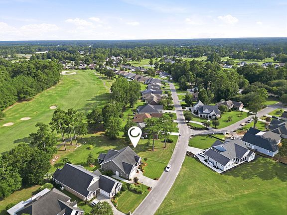 4th image of 347 Foxtail Dr.