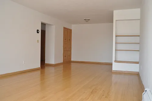 909 E Henry Clay St #304 Photo 1 909 E Henry Clay St #304 Photo 1
