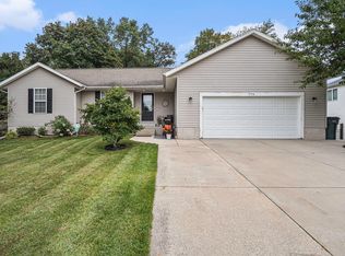 775 W Hile Rd, Norton Shores, MI 49441