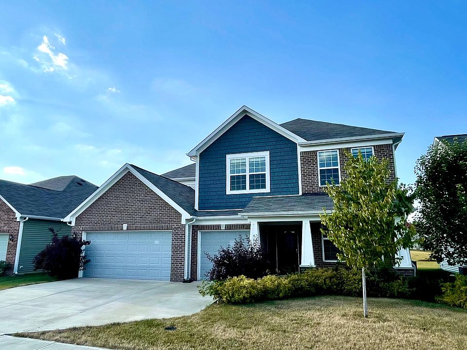 2nd image of 982 Morley Ln