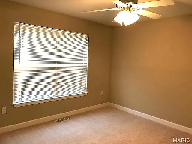 1050 Notting Hill Ct — Photo 12