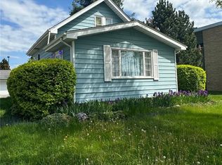 7012 Hall St, Holland, OH