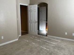 109 Barcelona Dr, Lemoore, CA 93245