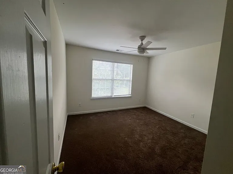 421 Holland Springs Dr — Photo 23