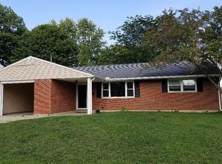 180 Maple Dr, Springboro, OH 45066