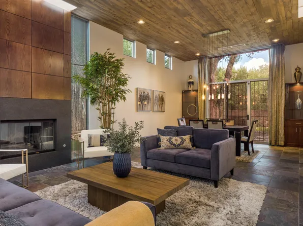 924 Acequia Escondida NW, Albuquerque, NM 87104