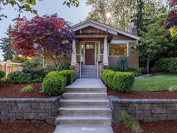 What a welcoming entrance