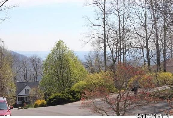3rd image of 102 Tartana Cir
