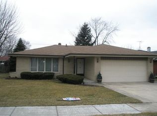 18846 Wentworth Ave, Lansing, IL