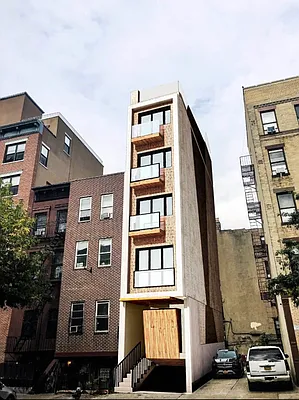 Sold by Compass | media 1