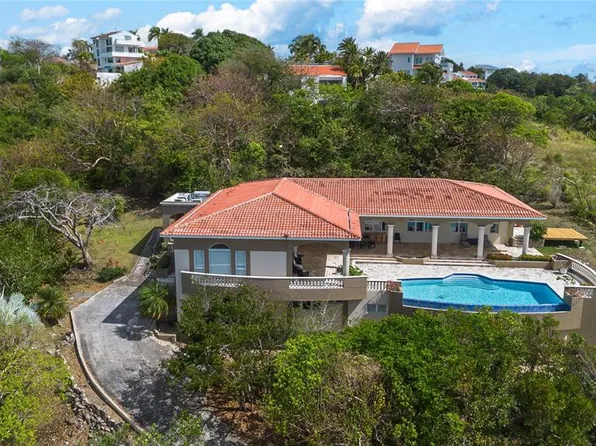 9 Shell Castle Rd, Humacao, PR 00791