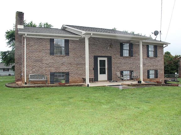2nd image of 2908 W Hills Dr