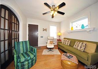 2nd image of 5945 W Park Ave