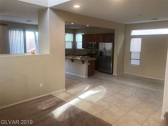 4th image of 9118 Wine Cellar Ave #0