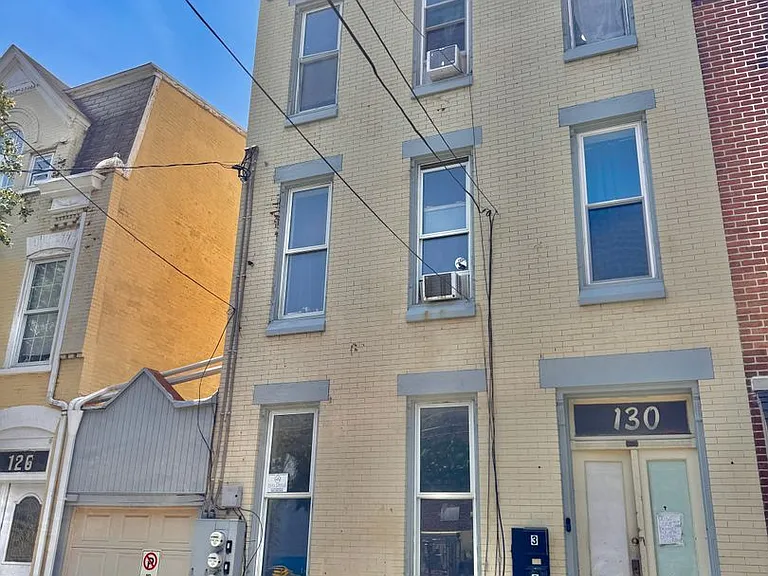 130 N 2nd St — Photo 1