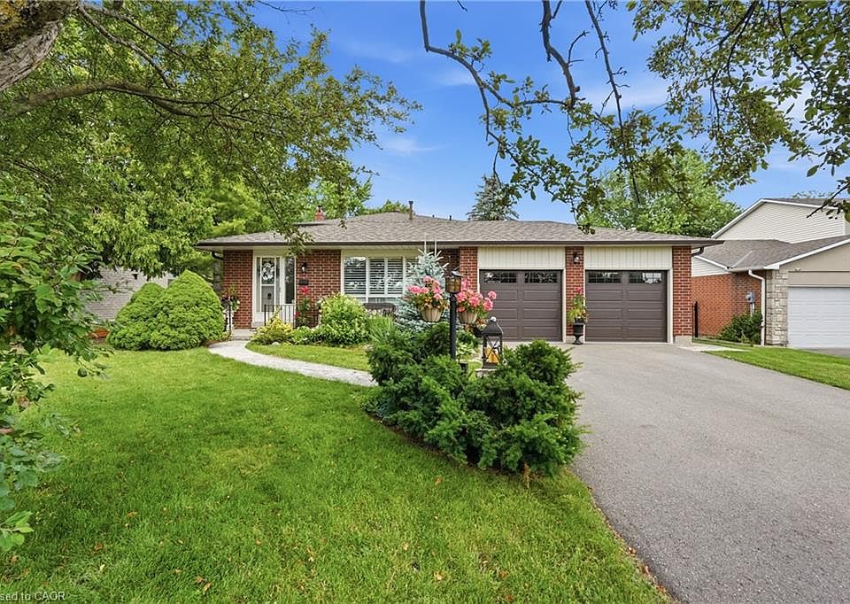 1st image of 283 Parkway Dr W