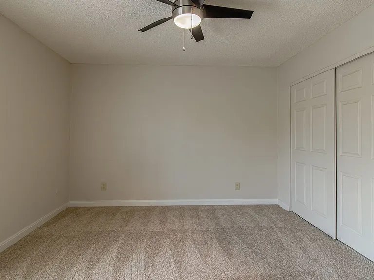 Courtyard Apartments — Photo 22