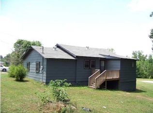 18 Cable Dr, Tunnel Hill, GA 30755