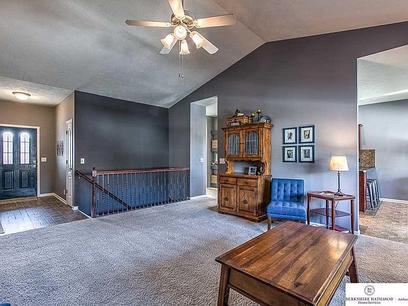 4th image of 6716 S 188th St