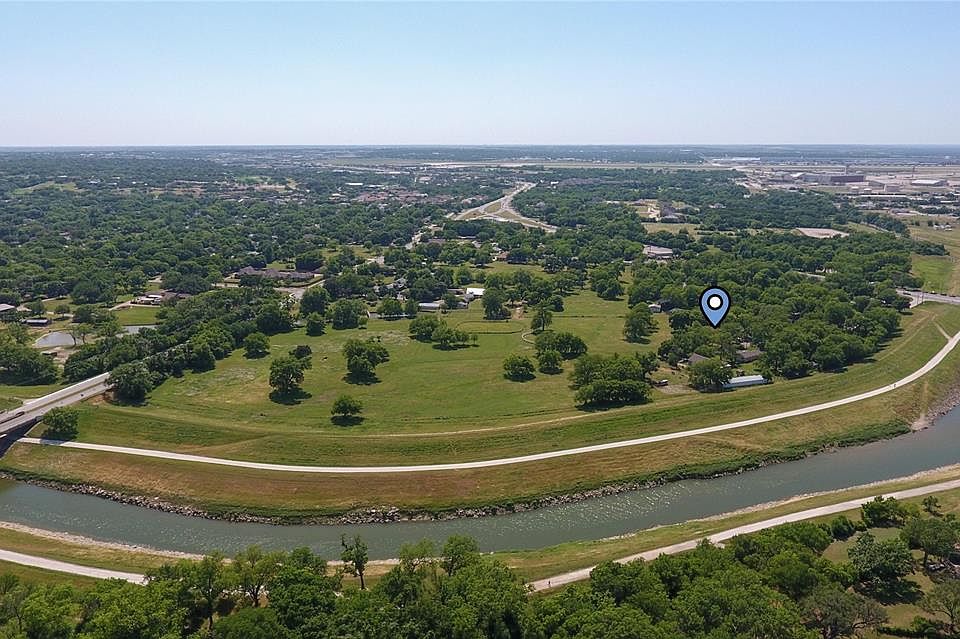 1st image of 203 Sky Acres Dr