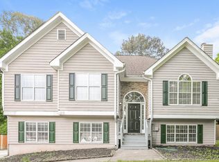 9385 Eagles Landing Dr, Gainesville, GA 30506
