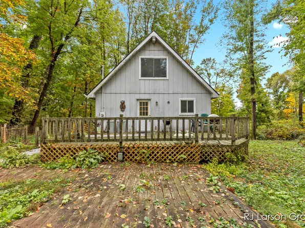 3490 Wood School Rd, Hastings, MI 49058