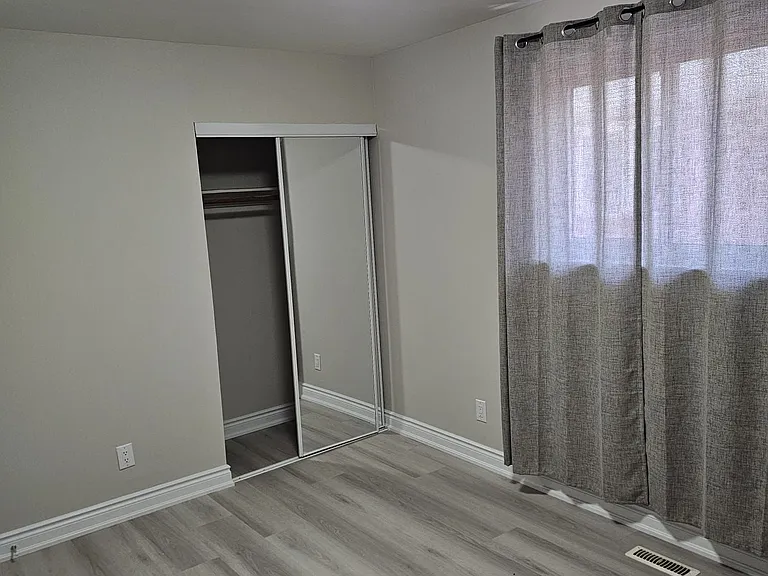 61 Deerfield Cres — Photo 15