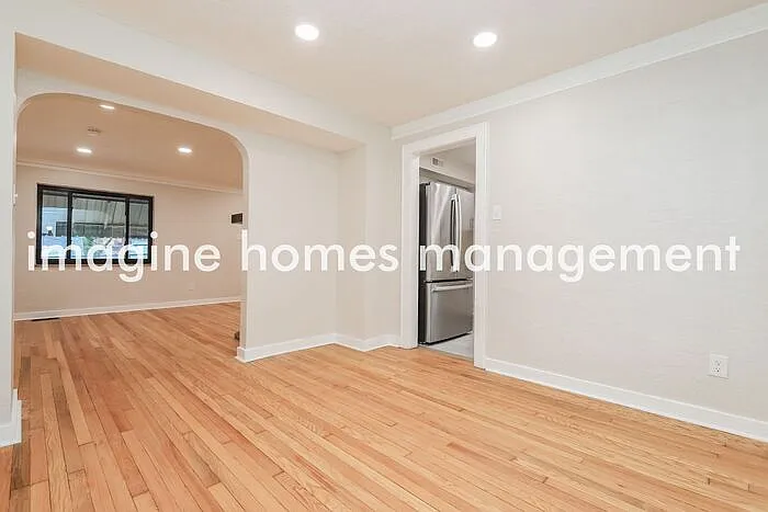 3 bed, 1.0 bath, 1292 sqft, $1,850 — Photo 4