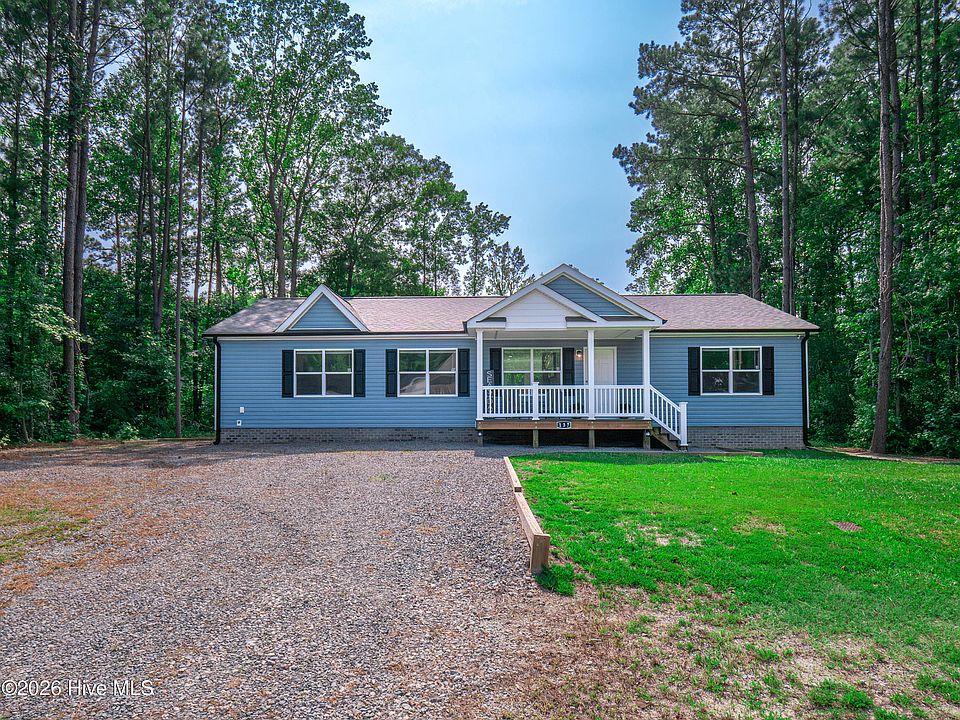 1st image of 137 Bayside Drive