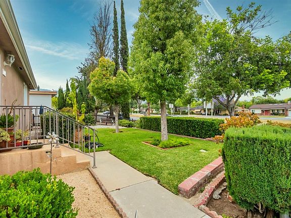 4th image of 425 N Sierra Madre Blvd