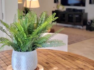 6825 E Portland St, Scottsdale, AZ 85257