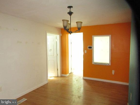3rd image of 1445 2nd St