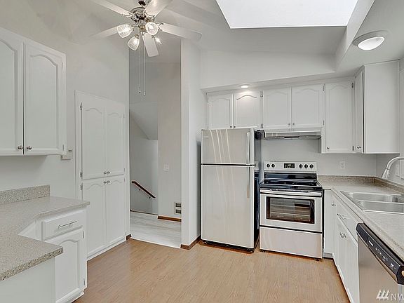 5th image of 4720 73rd Dr NE