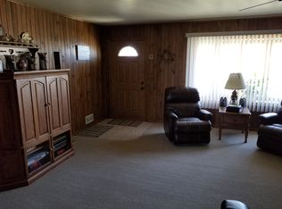 306 Devonshire Rd, Washington, IL 61571