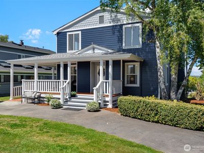 615 613 Lafayette Street, Steilacoom, WA, 98388