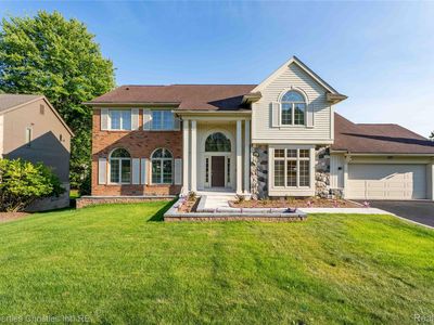 4802 Panorama Cir, West Bloomfield, MI, 48323