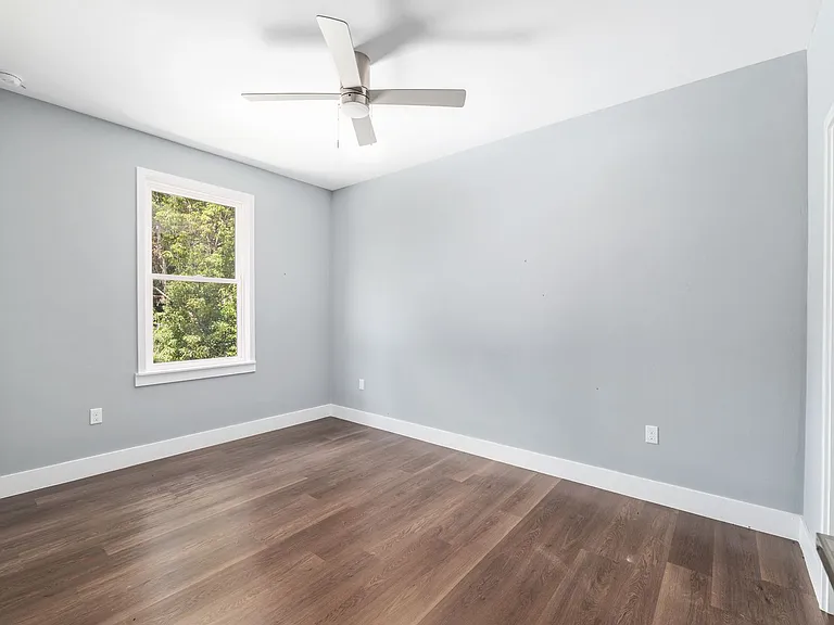 420 NW 3rd Ave #1 — Photo 8