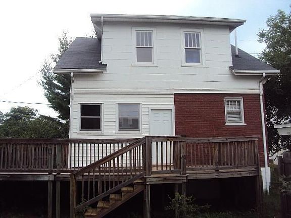 2nd image of 2921 Huntington Blvd NW