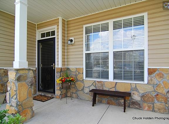 3rd image of 427 Parkstone Ct