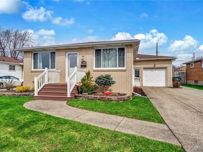 242 Evane Dr, Depew, NY, 14043