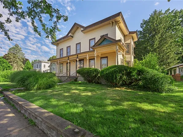 36 W Genesee St, Baldwinsville, NY 13027