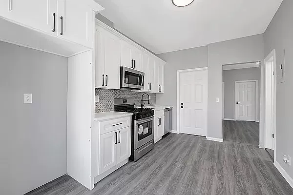 Rented by Gotham Properties Real Estate LLC | media 9