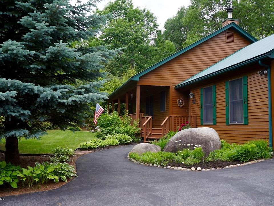 1st image of 22 Moose Ct