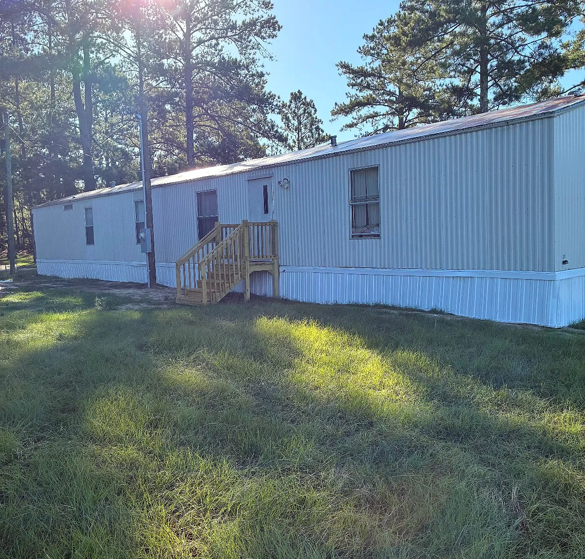 3 bed, 1216 sqft, $1,350 — Photo 2