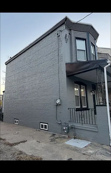 1232 Jackson St — Photo 2