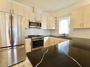 8 Yale Ave, Jersey City, NJ 07304